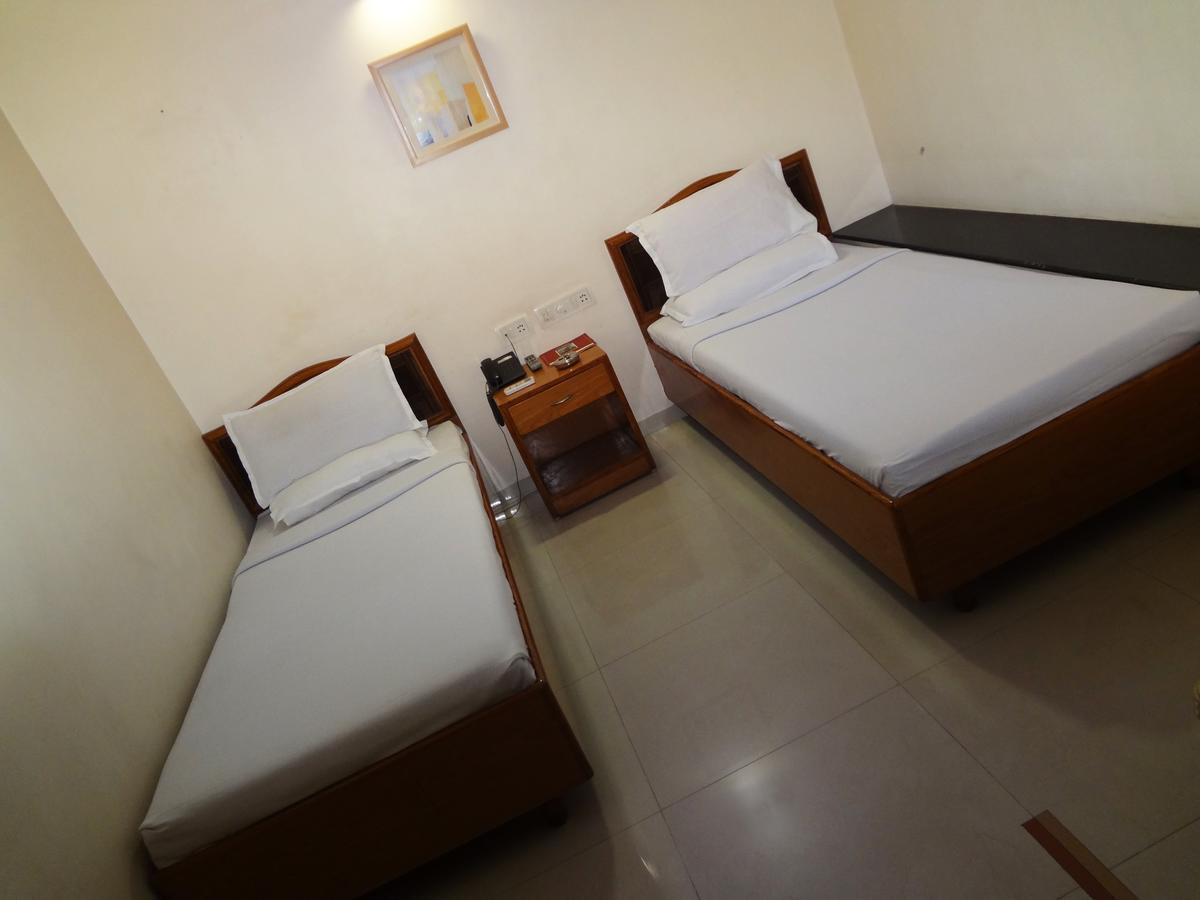 אחמדאבאד Hotel Airport Residency מראה חיצוני תמונה
