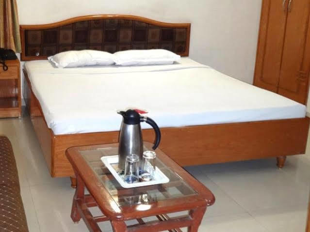 אחמדאבאד Hotel Airport Residency מראה חיצוני תמונה